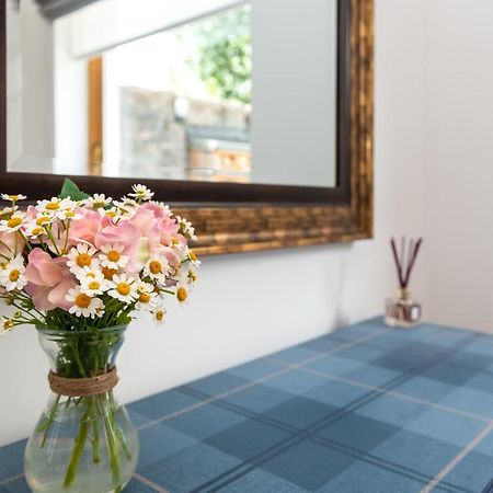Dormie Cottage, Lovely Bright And Spacious Bungalow With Wood Fire Ballater Ngoại thất bức ảnh